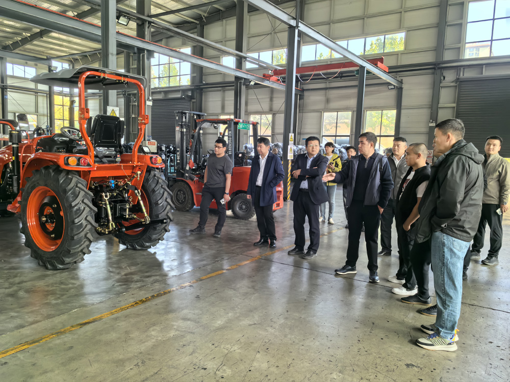 The Argentine Customers Visited Weifang Luyuan Machinery Co., Ltd. And Expressed Great Interest in The Company's Products And Technologies